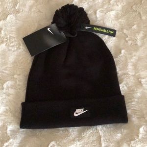 Nike beanie w/ removable pom